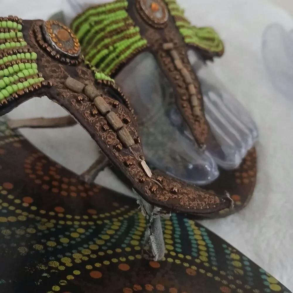 Y2K Vintage Beaded Dragonfly Flip Flop Thong Sandals 9 Boho Fairy Granola Earthy